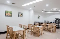 Xingyue Holiday Hotel
