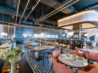The Editory Riverside Santa Apolónia Hotel Hotels near Beato