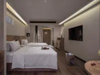 Xi Hotel (Changsha Wuyi Square IFS) Hotels in Changsha