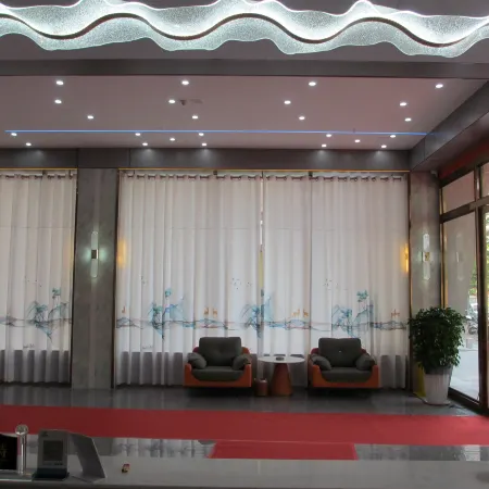 Longchuan Baiman Hotel
