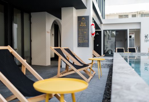 Blu Monkey Hub and Hotel Krabi Town 객실