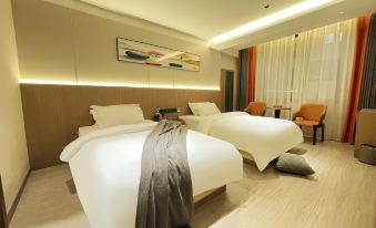 Huayulai Intelligent Hotel (Hezhang Yelang Plaza)