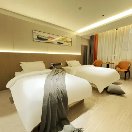 Huayulai Intelligent Hotel (Hezhang Yelang Plaza)