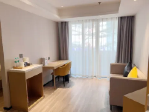 Stars Hotel (Zhongshan Lihe Plaza) Hotels near Sun Wen Memorial Park
