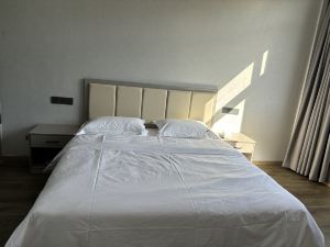 Zirong Qiyuan Homestay