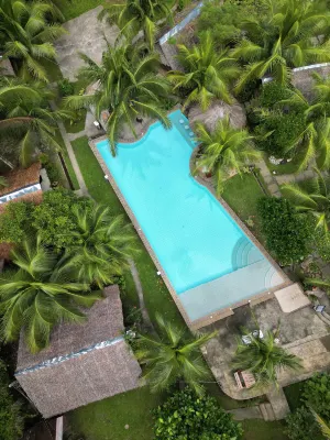 ECO-TREEHOUSE GLAMPING SERVICES Hotels in Loon