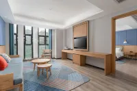 Holiday Inn Express Huangshi Cihu Lake Hotels in Huangshi