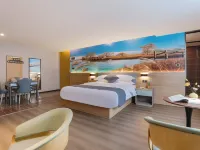 Intelligent IU hotel (railway station store) Hotel di Nayong County