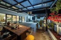 Qijiantang Designer Hotel Hotels in Menghai