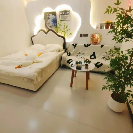 Meet Hanshe E-sports Homestay (Yanji Yanbian University Xishichang)