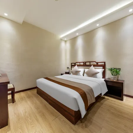 Chengdu Longyuan Hotel (Huanglongxi Ancient Town)