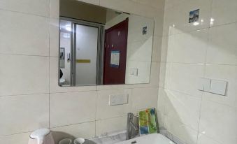 Shanghai Honghua Apartment