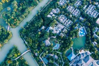 Slender West Lake Hot Spring Resort Yangzhou Hotel in zona Yechun Garden