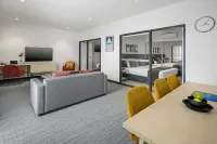 Quest Notting Hill Hotels near RMIT Building No.4