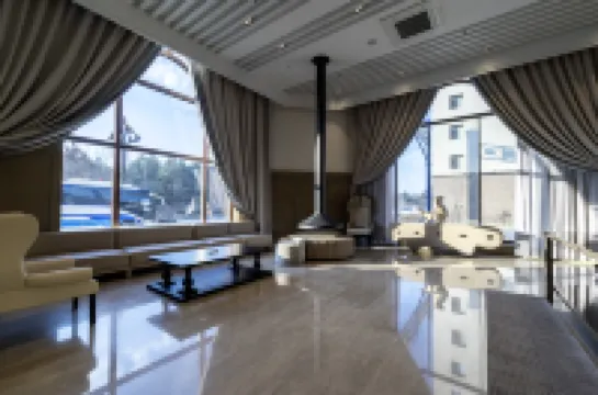 長白山北坡集散センター日吉納温泉ホテル