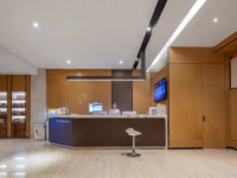 IU Hotels Hoteles en Jingshan