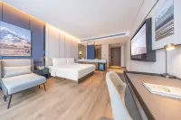 Meishan Pengshan North Station Atour Hotel Hotels near Pengshan Passenger Transport Center