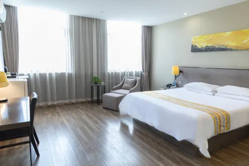 Pebble Motel (Jingshan)