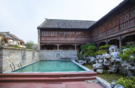 Mingshui Ancient City Rabbit King Inn