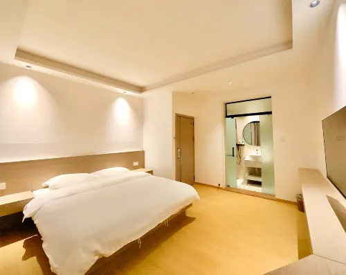 Yufeng Xiangrui Inn