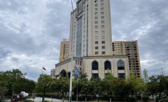 Duolan Xiangyue Hotel