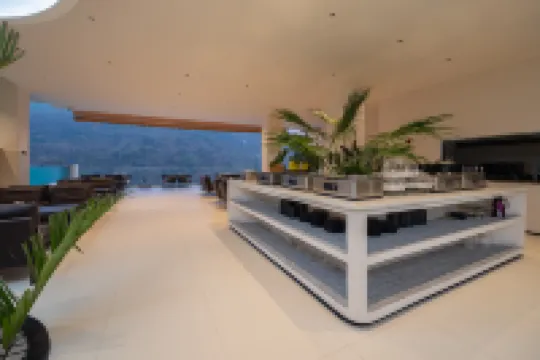 西雙版納雲棲藝宿江景酒店