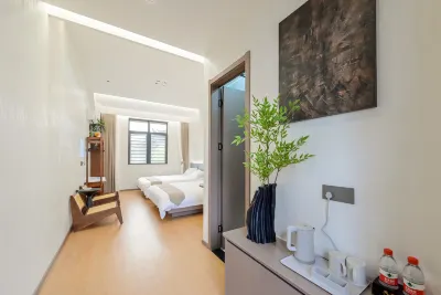 Yixin Resort Hotel (Pingtan Haitan Ancient City Store) Hotels in Haitan Ancient City