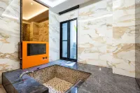 HO FENG MI YUEH MOTEL - balcony