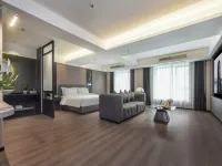 McLaren Hotel (Chengdu Zoo) Hotels in Jinniu Wanda Plaza/ChengDu Zoo