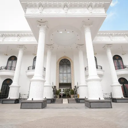 The Grand Palace Hotel Yogyakarta