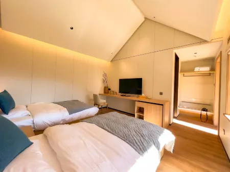 Kanas Kunshye luxury private accommodation Отели рядом с достопримечательностью «Genghis Khan Point Sets»