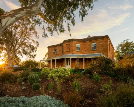 Kingsford the Barossa Hotels in Lyndoch