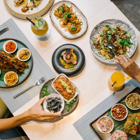 Holiday Inn Resort BALI CANGGU by IHG Отели рядом с достопримечательностью «Пляж Чангу»
