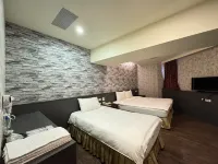 CRYSTAL CITY HOTEL Hotels in Taoyuan