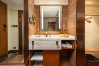 QININ HOTEL - balcony