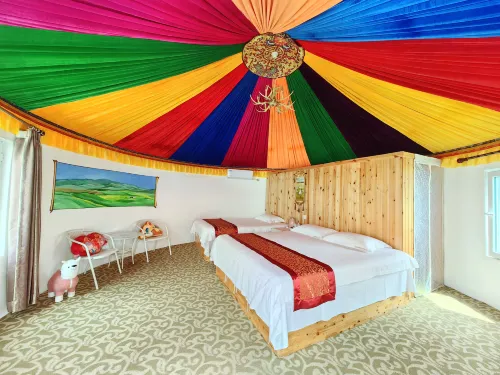 Chaha'erbu Baima Daying Mongolian Yurt