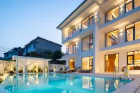 Floral Hotel·MiYu hotel (OMG Heartbeat Park Store)
