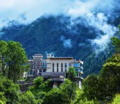 Siguniangshan Xingshan Yueying B&B