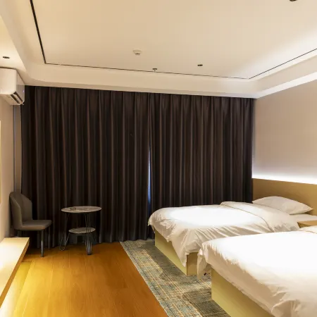 Qianmo Huijiang Grand Hotel