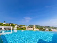 فندق كانا تريبل إل بوكيت Hotels near شاطئ كاليم (Kalim Beach)