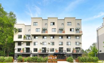 Linxi mountain residential quarters (North Scenic Area tourist distribution center shop)