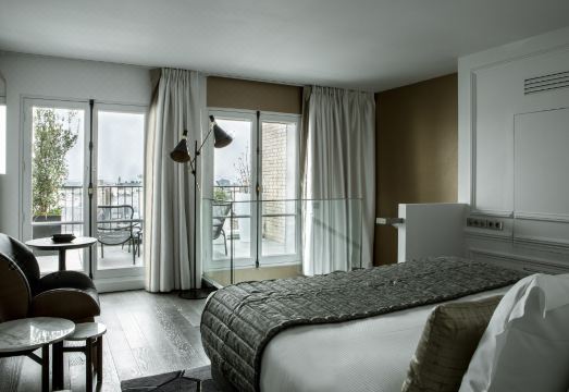 라 클레 샹젤리제 파리 외관