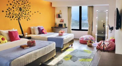 Yellow Bee Tangerang Hotels in 