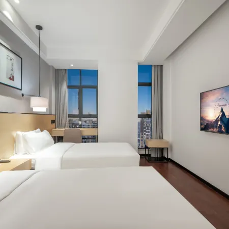Heguang ALIENSAPCE E-Sport Hotel (Changsha Economic Development Zone)