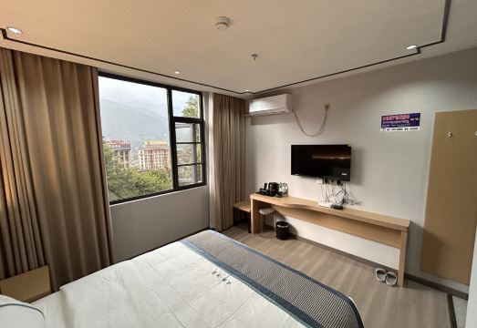 모퉈 윤텅 호텔 뷰