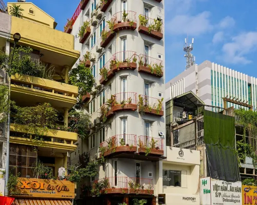 Nexus Nguyen Binh Khiem Hotels near GEM Centre