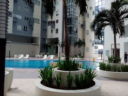 Victoria Soho Suites Отели рядом с достопримечательностью «Парк Бургос Серкл»