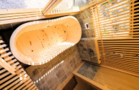 Tetsu-juro （former Ogunis residence） ,  Himeji Castles back parlor-like"400-year-old inn"