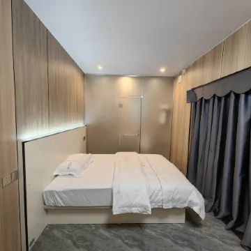 Aloft Apartments