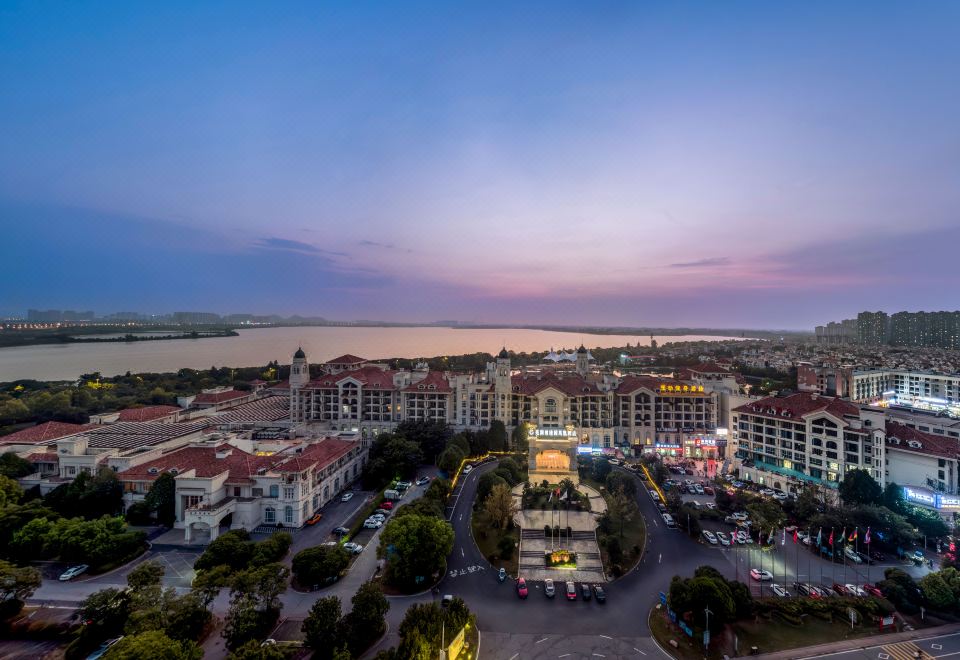 hotel overview picture